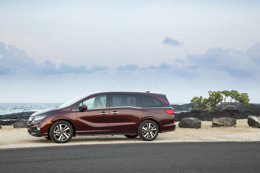  Honda Odyssey 2017 года  (фото 69 из 160)